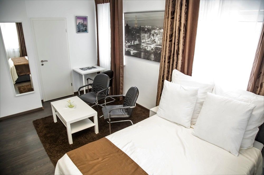 Tau Design Hotel Erlangen Exterior photo